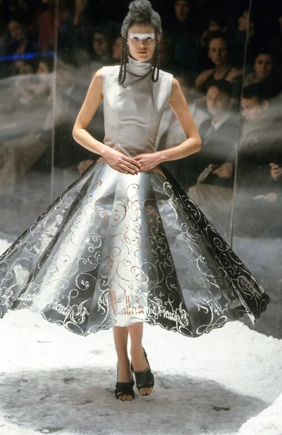 Look 50